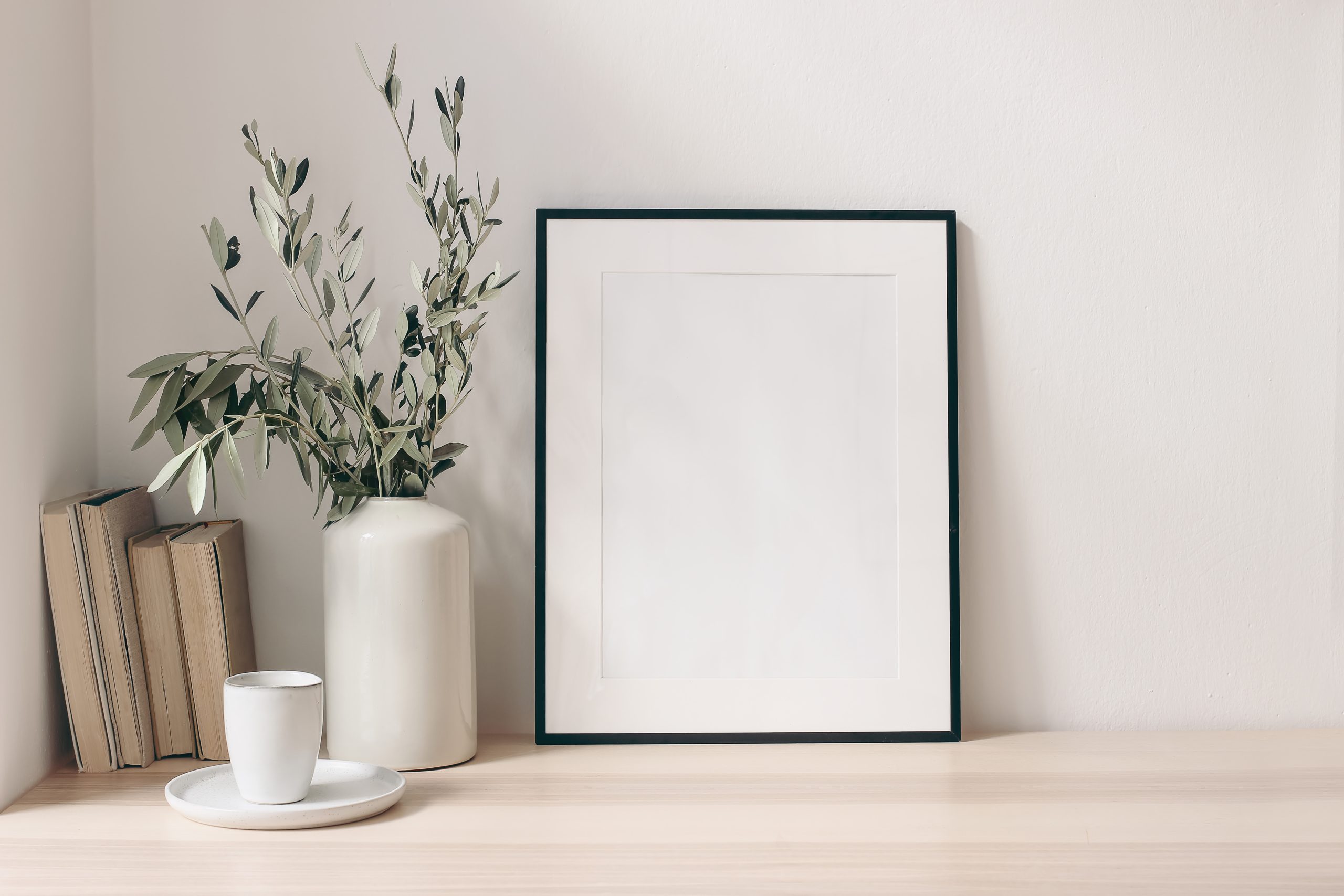 Simple Living Room Table Decor