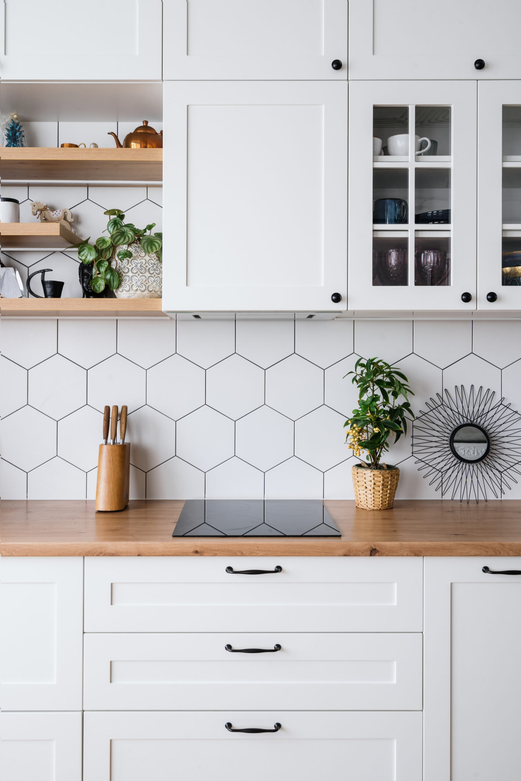 kitchen open and closed storage ideas